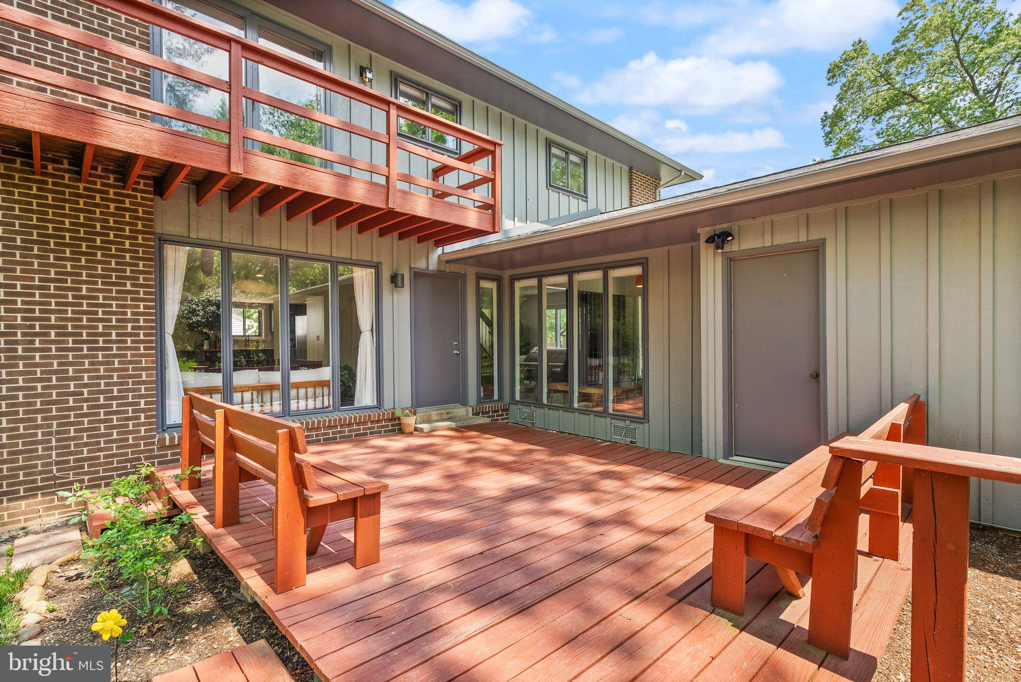 TANTALLON ON THE POTOMAC - Residential