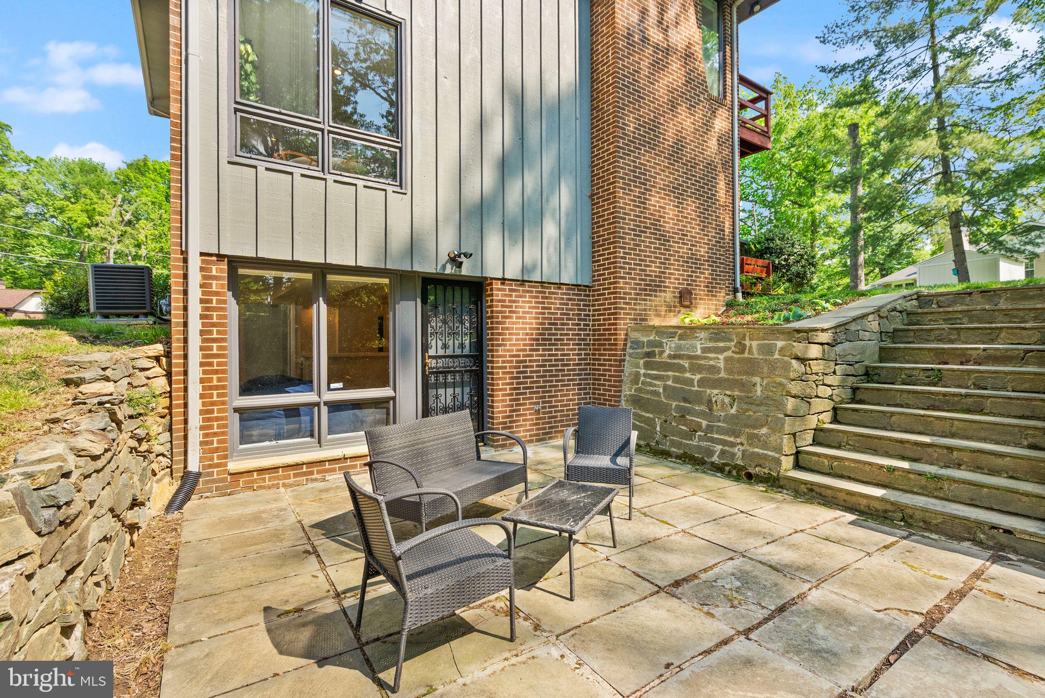 TANTALLON ON THE POTOMAC - Residential