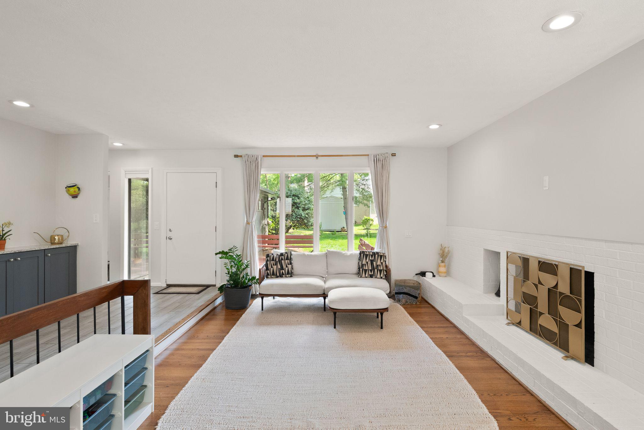 TANTALLON ON THE POTOMAC - Residential