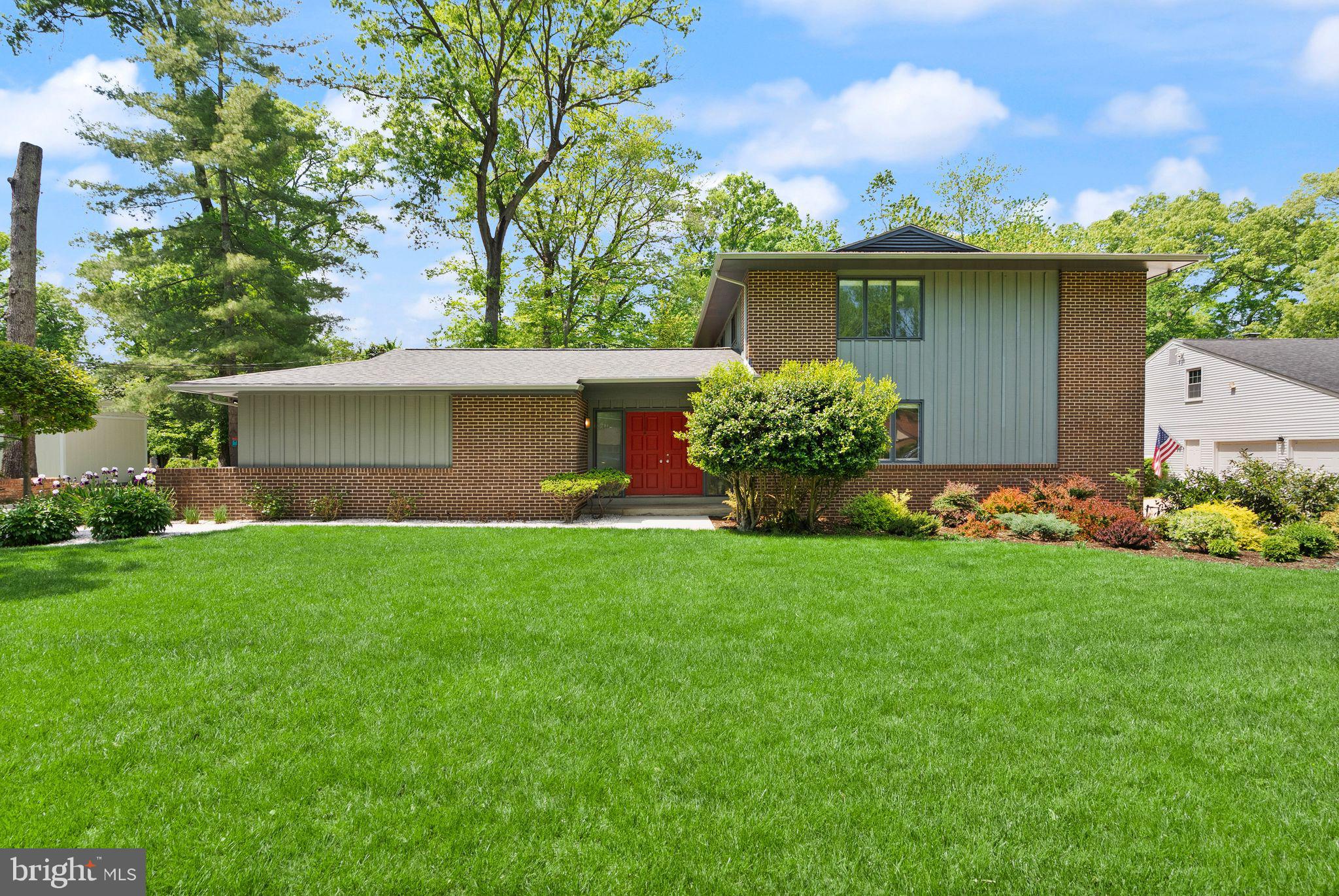 TANTALLON ON THE POTOMAC - Residential