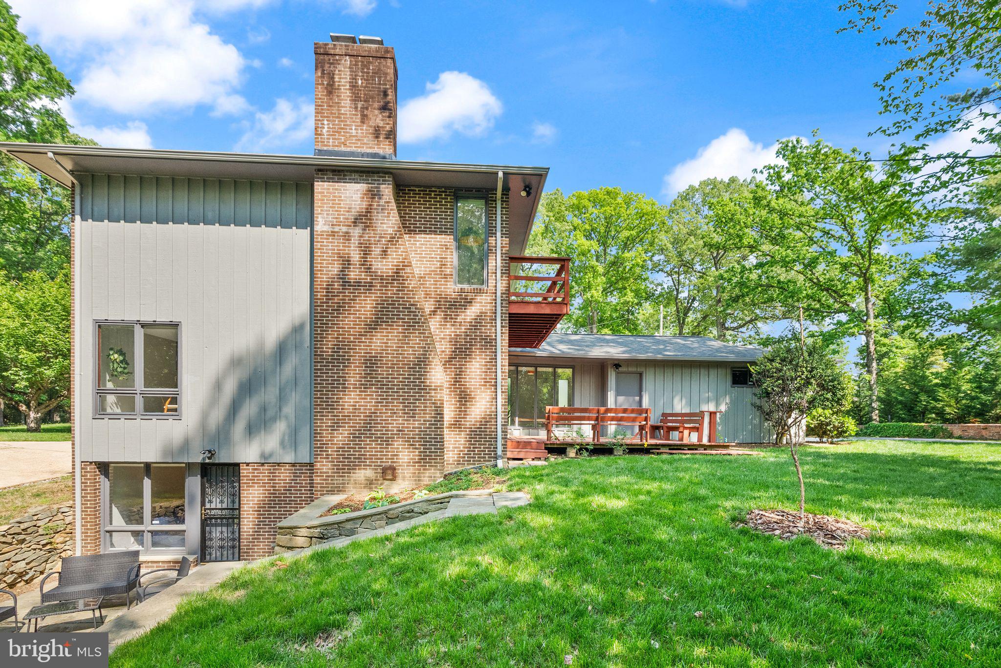 TANTALLON ON THE POTOMAC - Residential