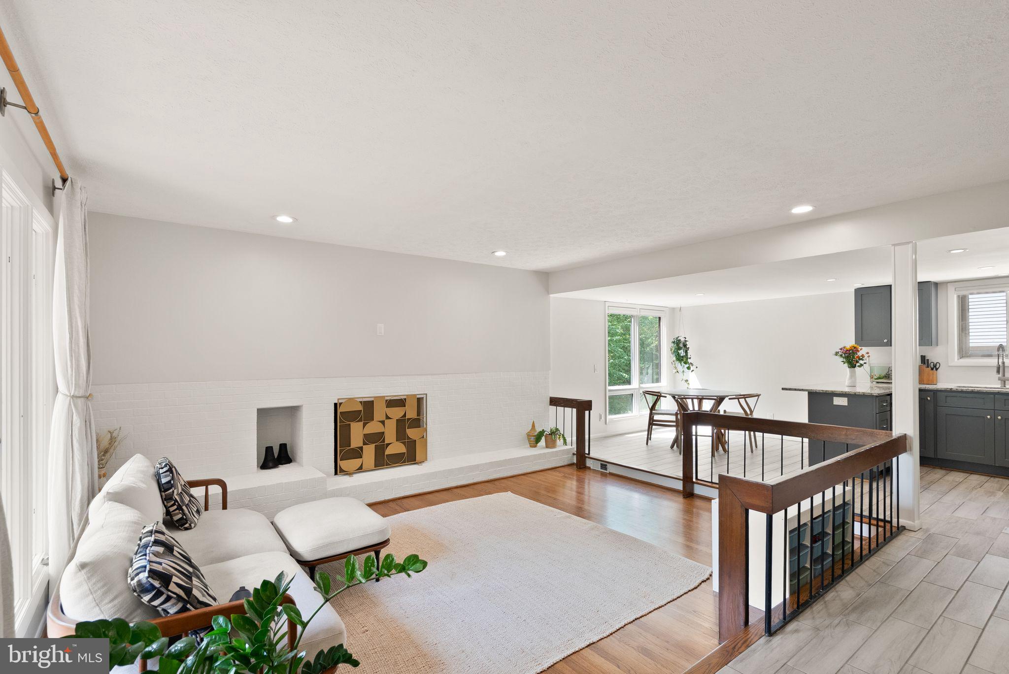 TANTALLON ON THE POTOMAC - Residential