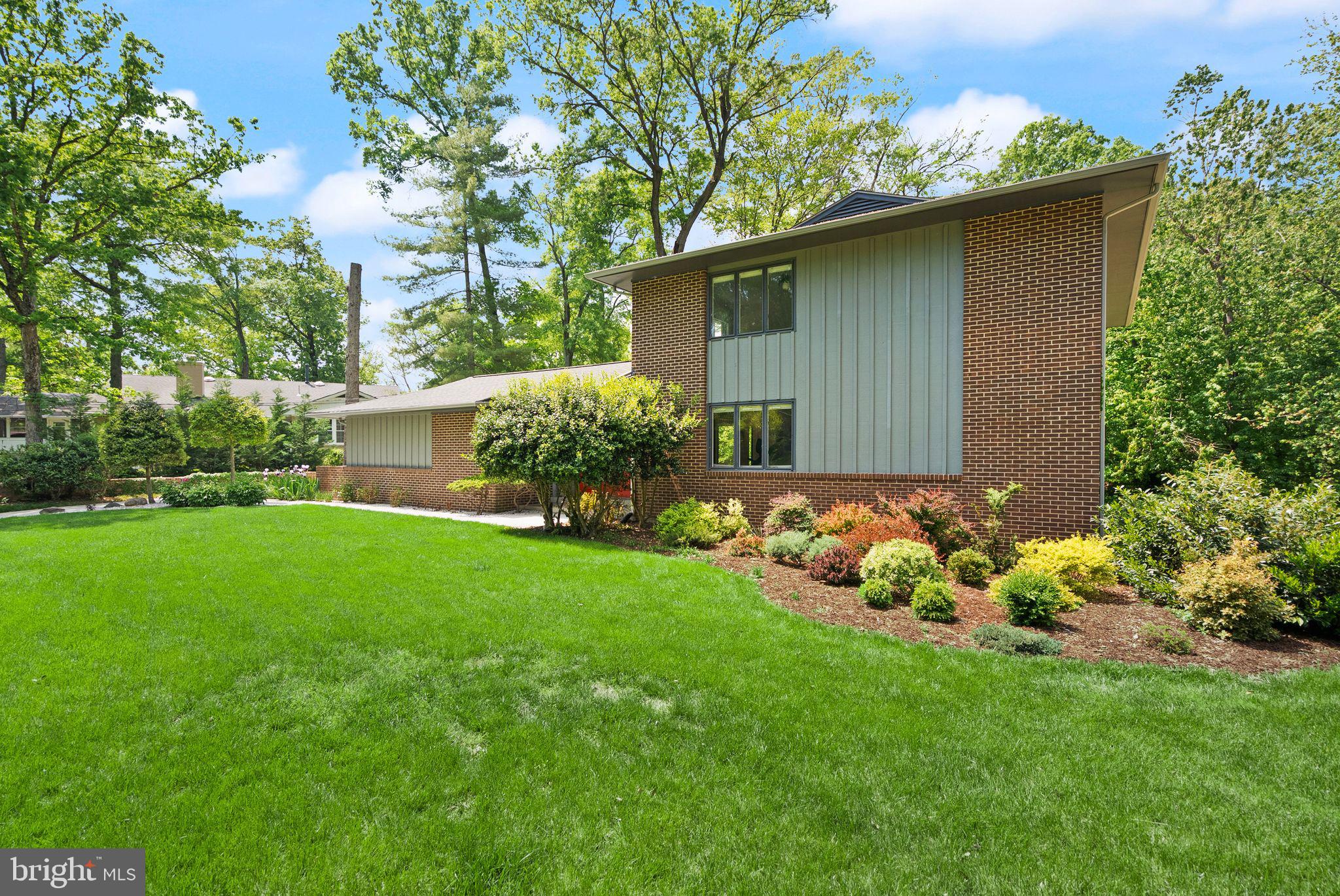 TANTALLON ON THE POTOMAC - Residential