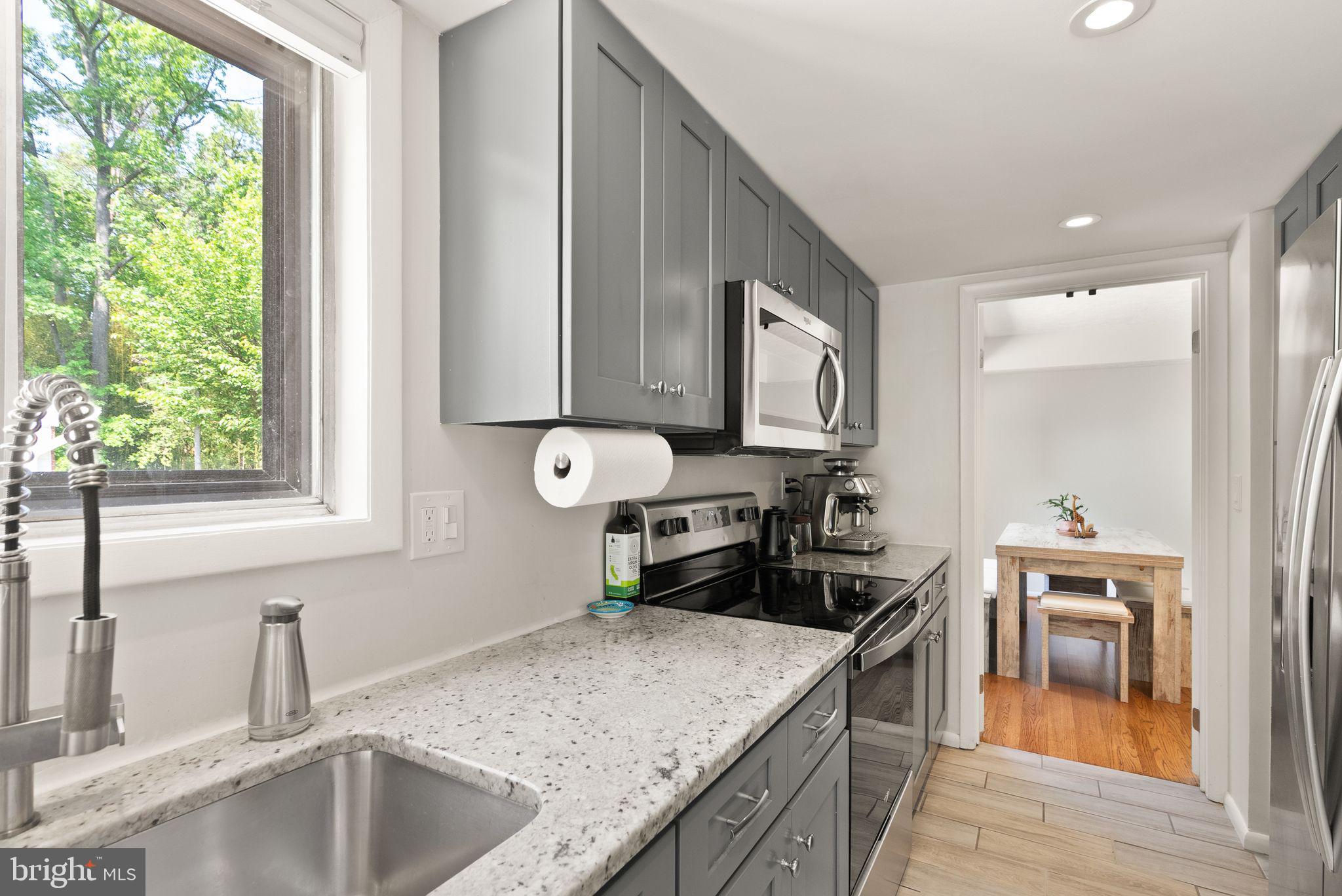 TANTALLON ON THE POTOMAC - Residential