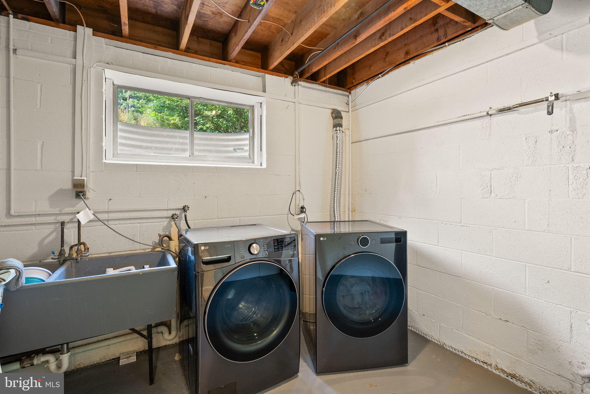 TANTALLON ON THE POTOMAC - Residential