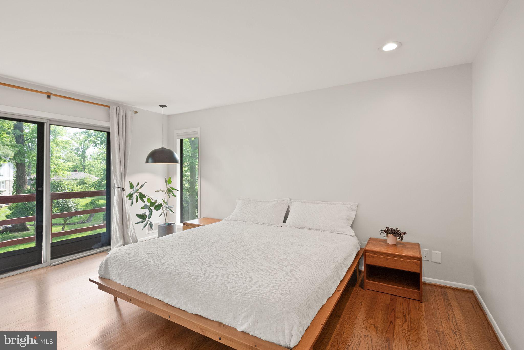 TANTALLON ON THE POTOMAC - Residential