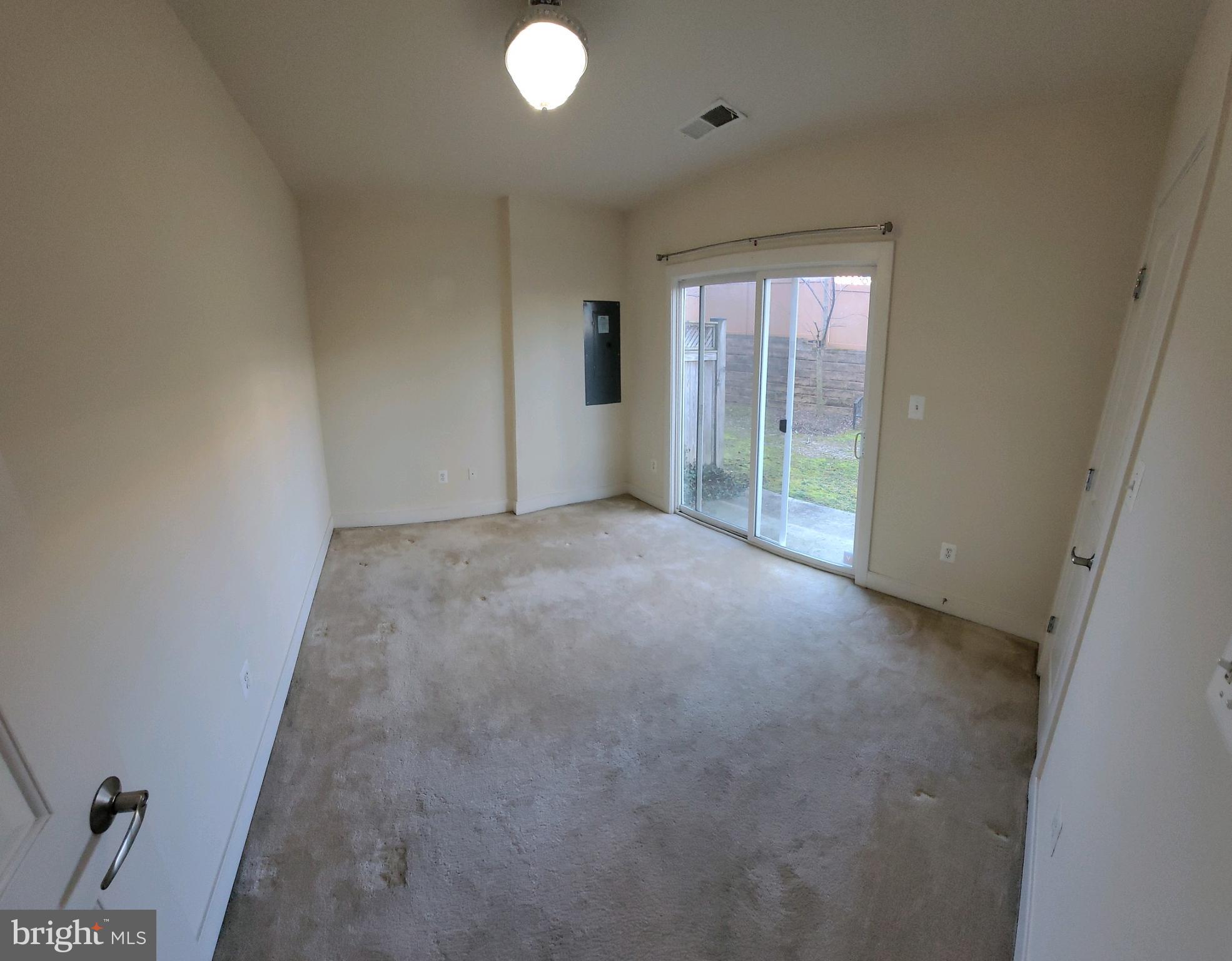 ARTS DISTRICT - Residential Lease