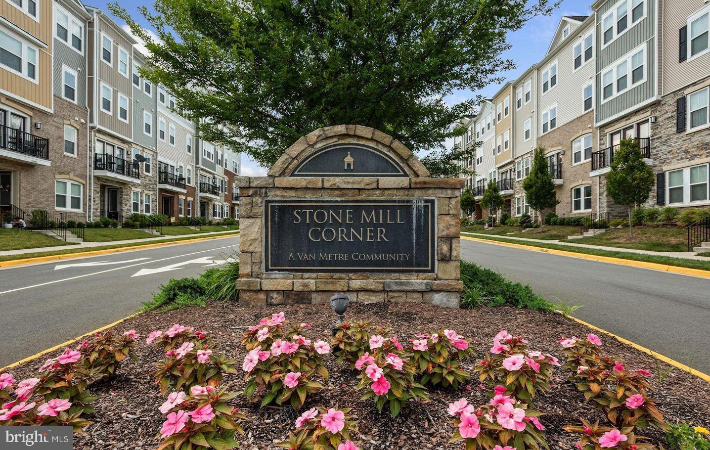 STONE RIDGE - Residential