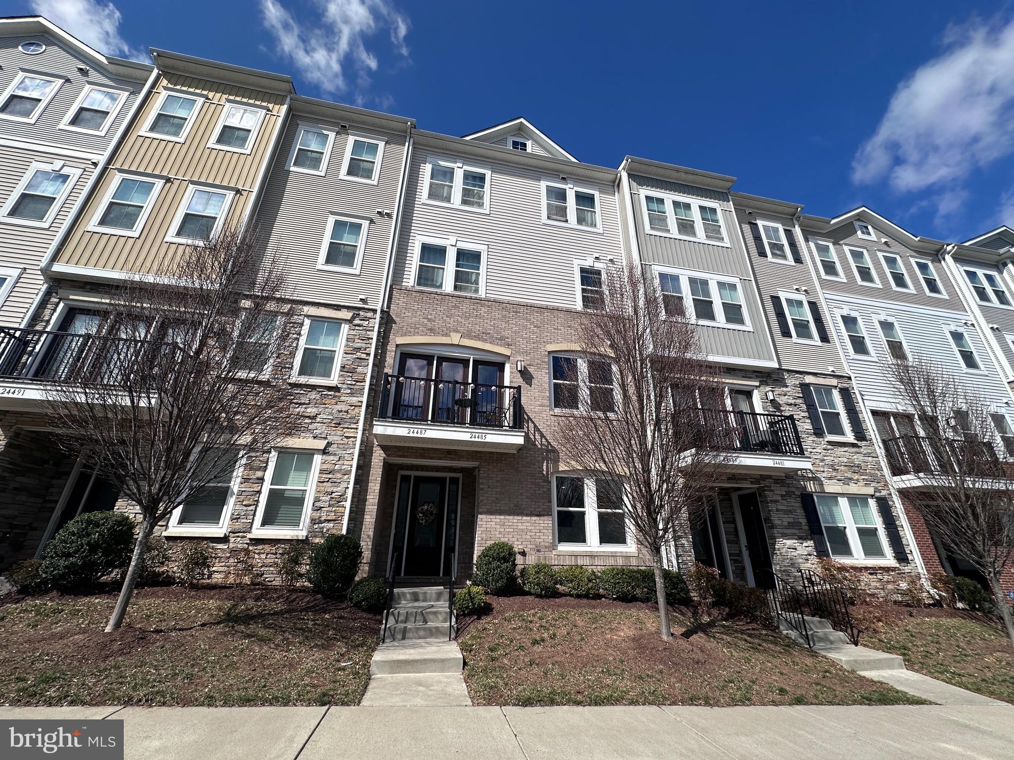 STONE RIDGE - Residential