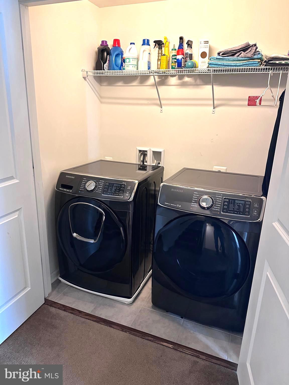 STONE RIDGE - Residential