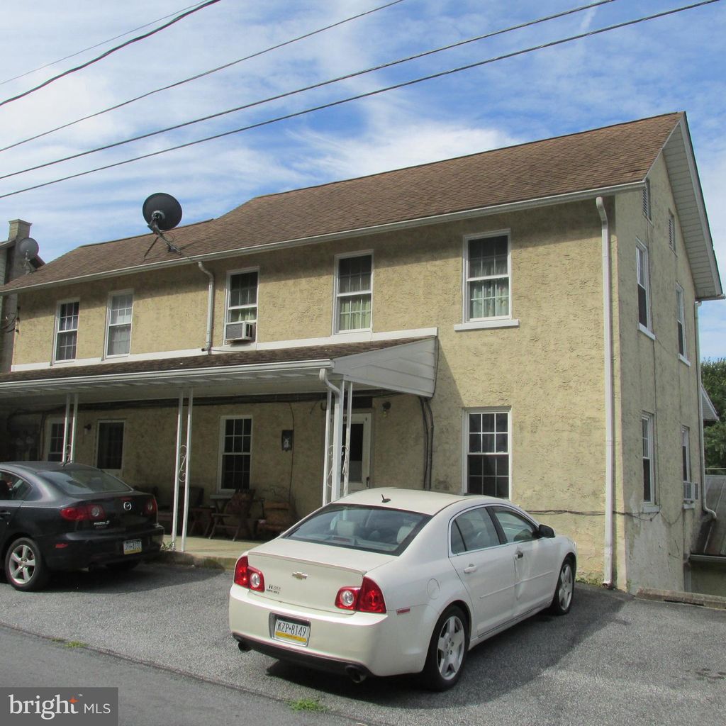 Photo of 888 Chestnut Street, GAP, PA 17527 (MLS # PALA2070724)