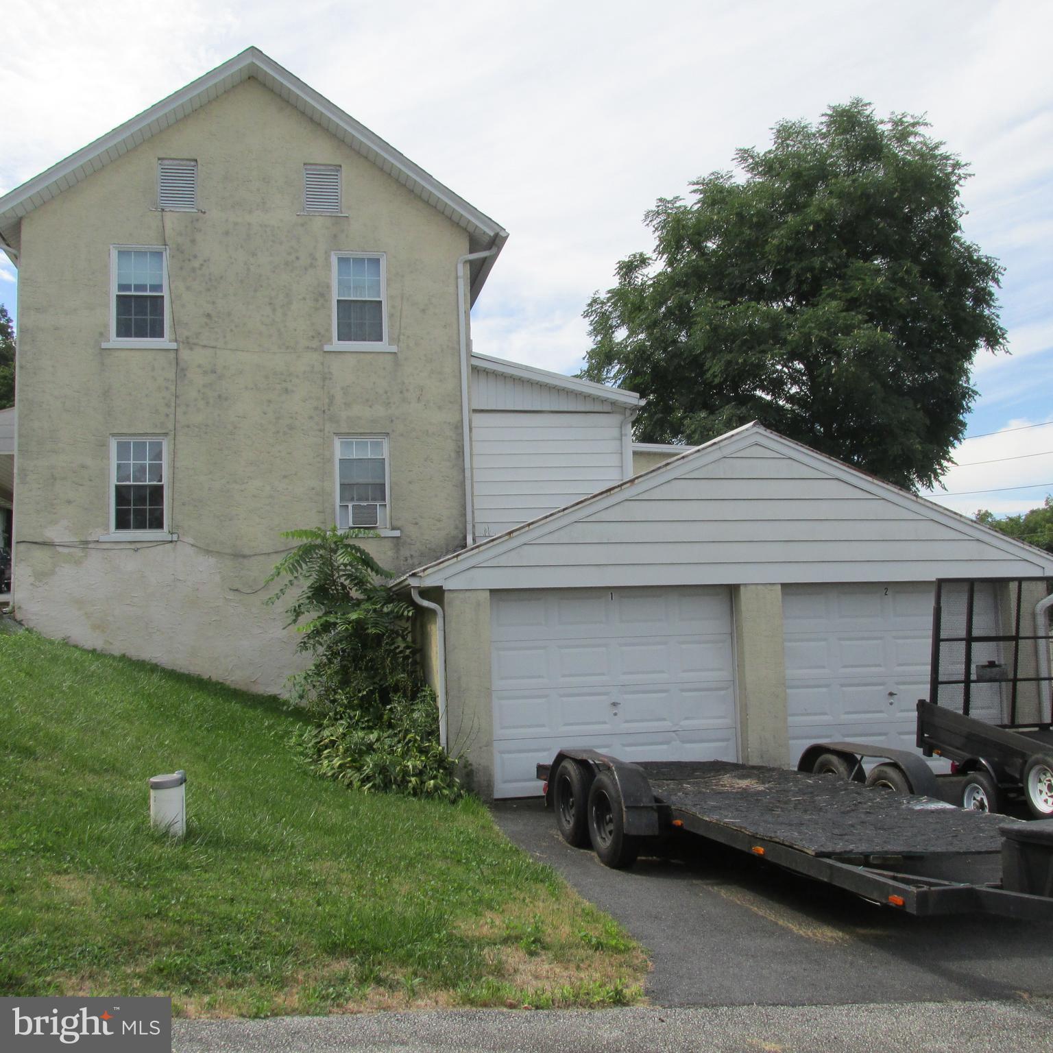 888 CHESTNUT STREET