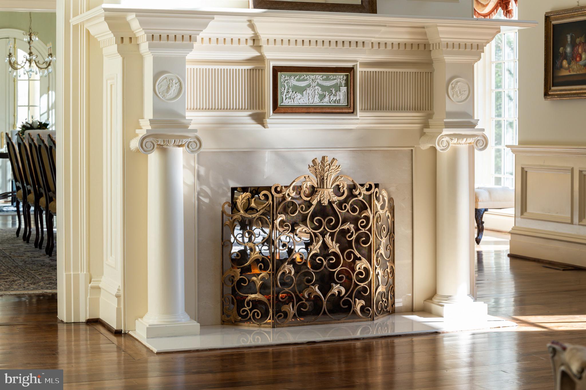 SADDLE RIDGE - Residential