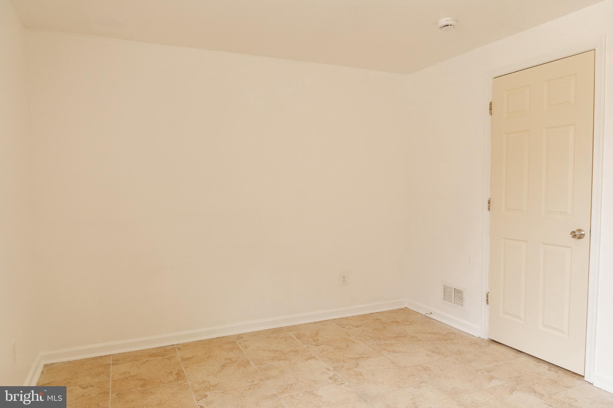 NORTH CENTRAL - Residential Lease