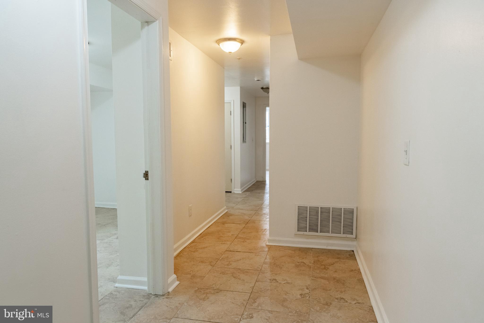 NORTH CENTRAL - Residential Lease