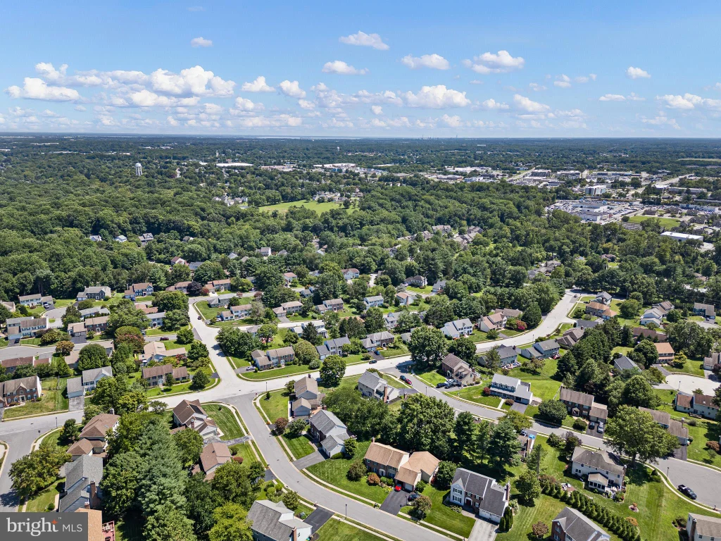 119 E Wilkerdean Drive E, Newark, DE 19711