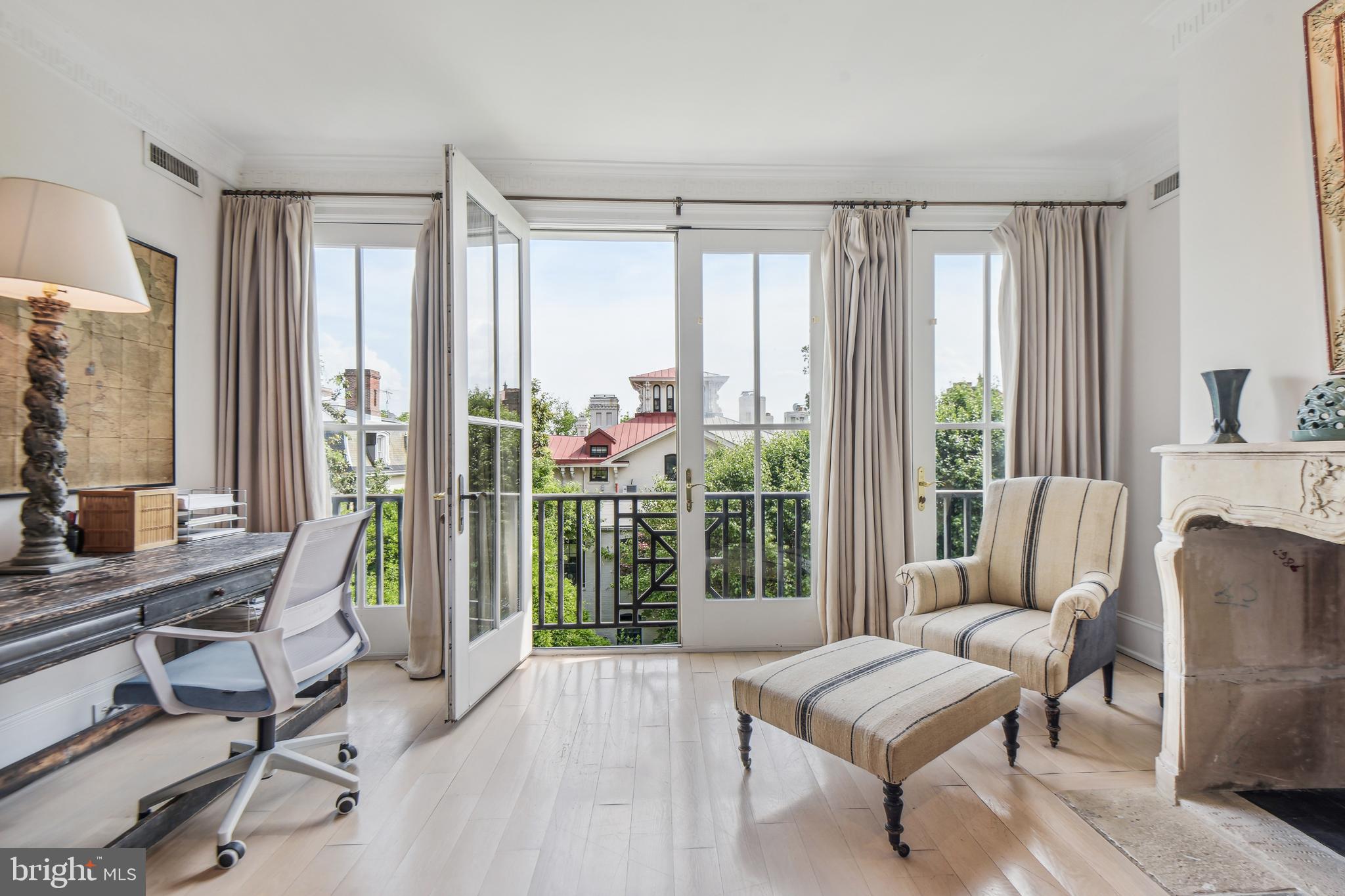 GEORGETOWN - Residential