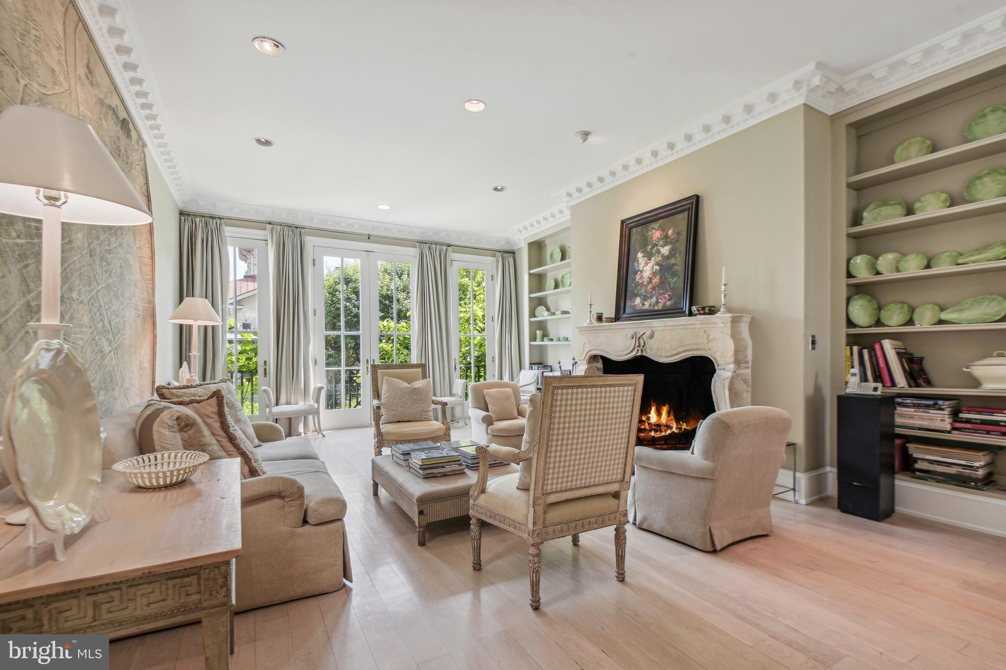 GEORGETOWN - Residential