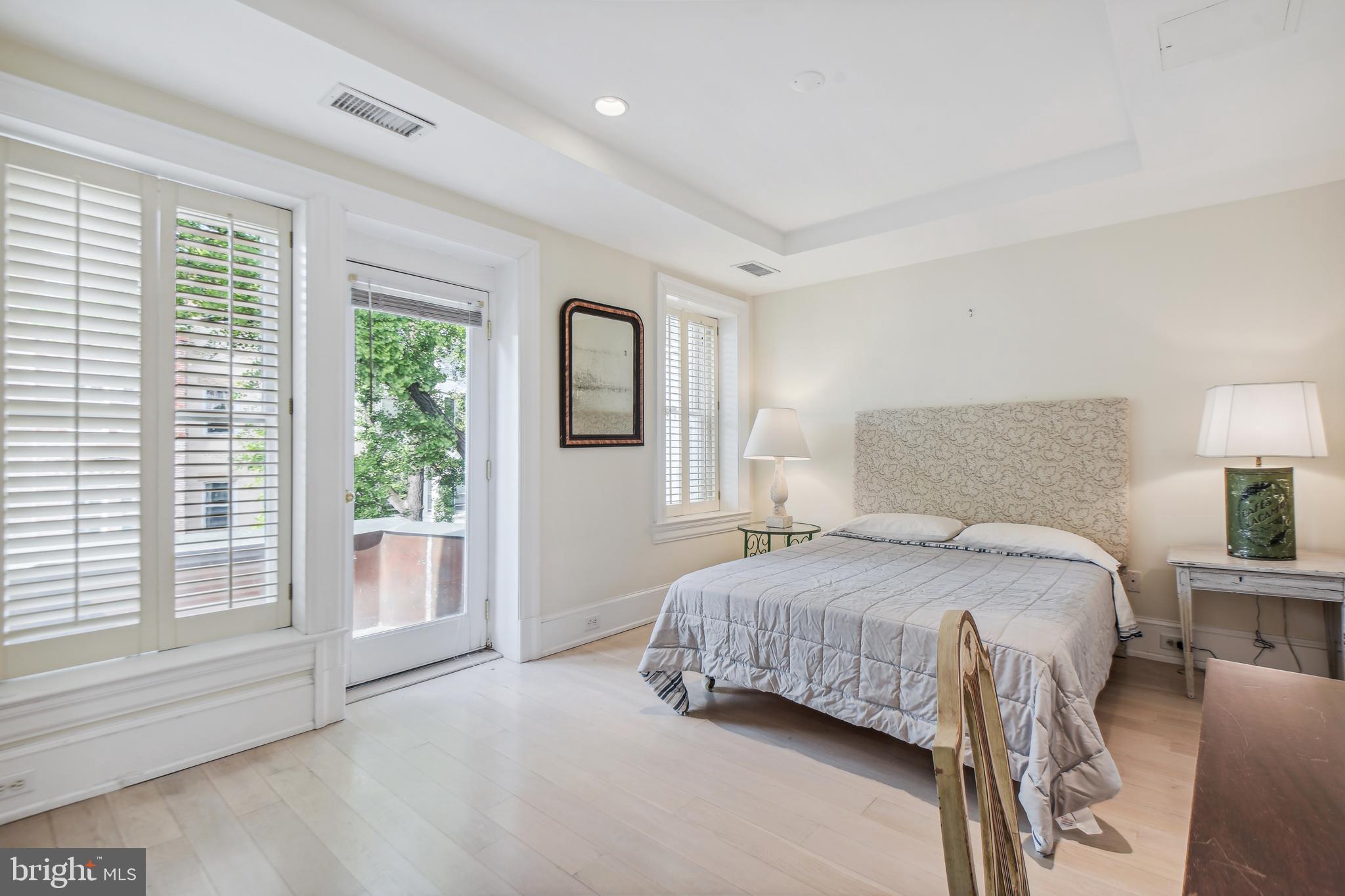 GEORGETOWN - Residential