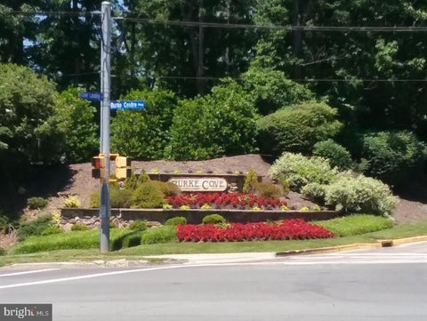 Condo For Rent - 5900 Cove Landing Road #201<br/> BURKE, VA 22015