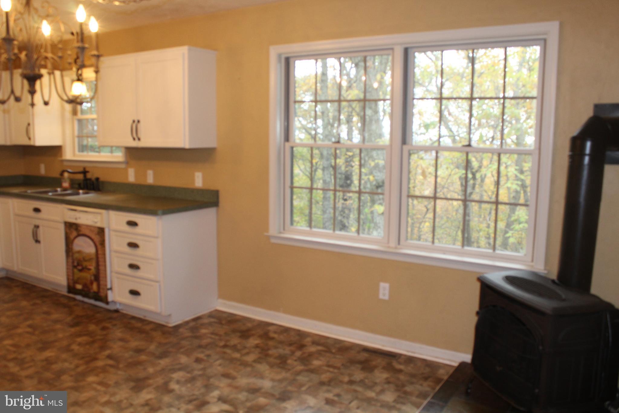 SCARLET OAKS - Residential