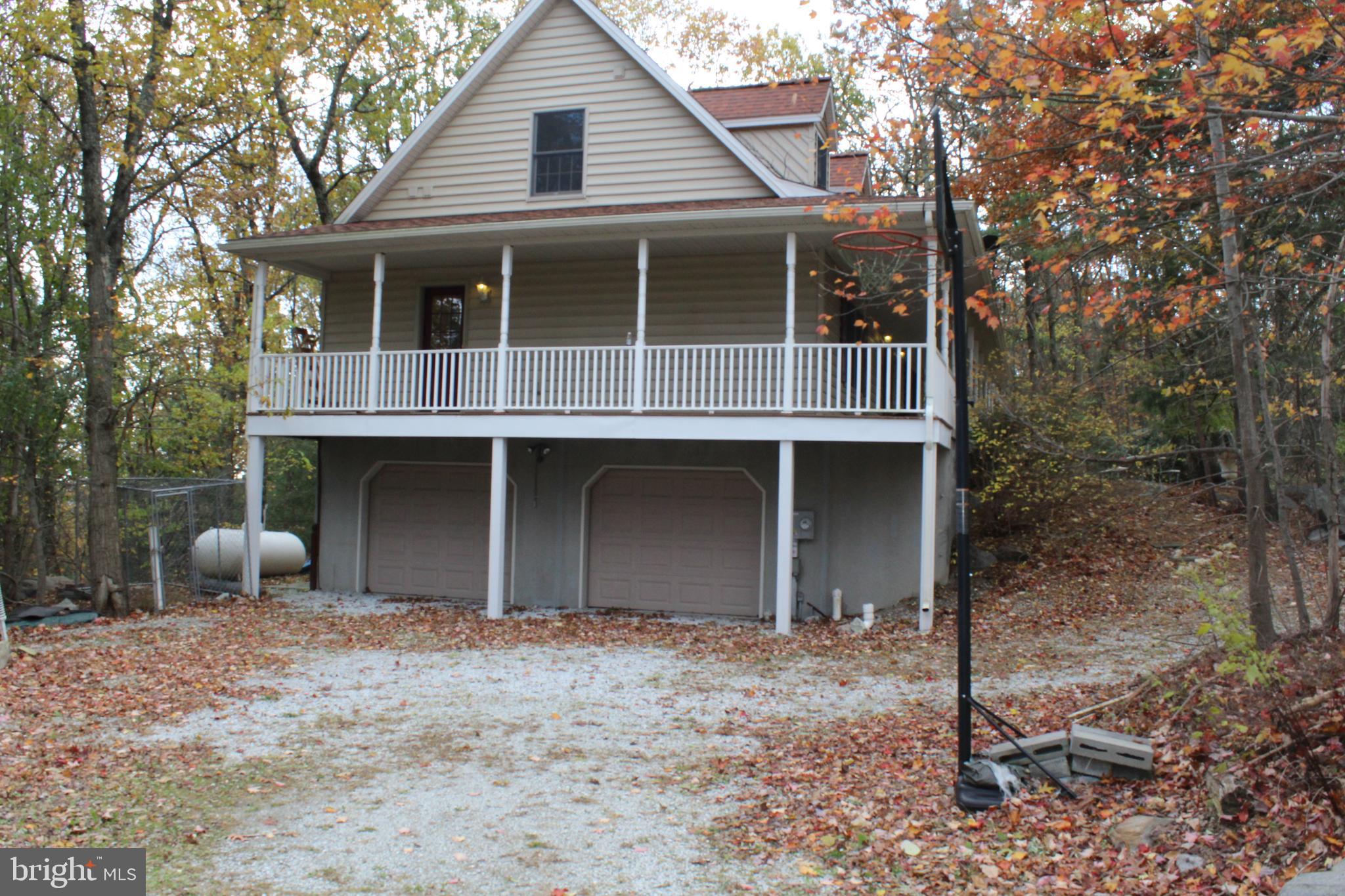 SCARLET OAKS - Residential