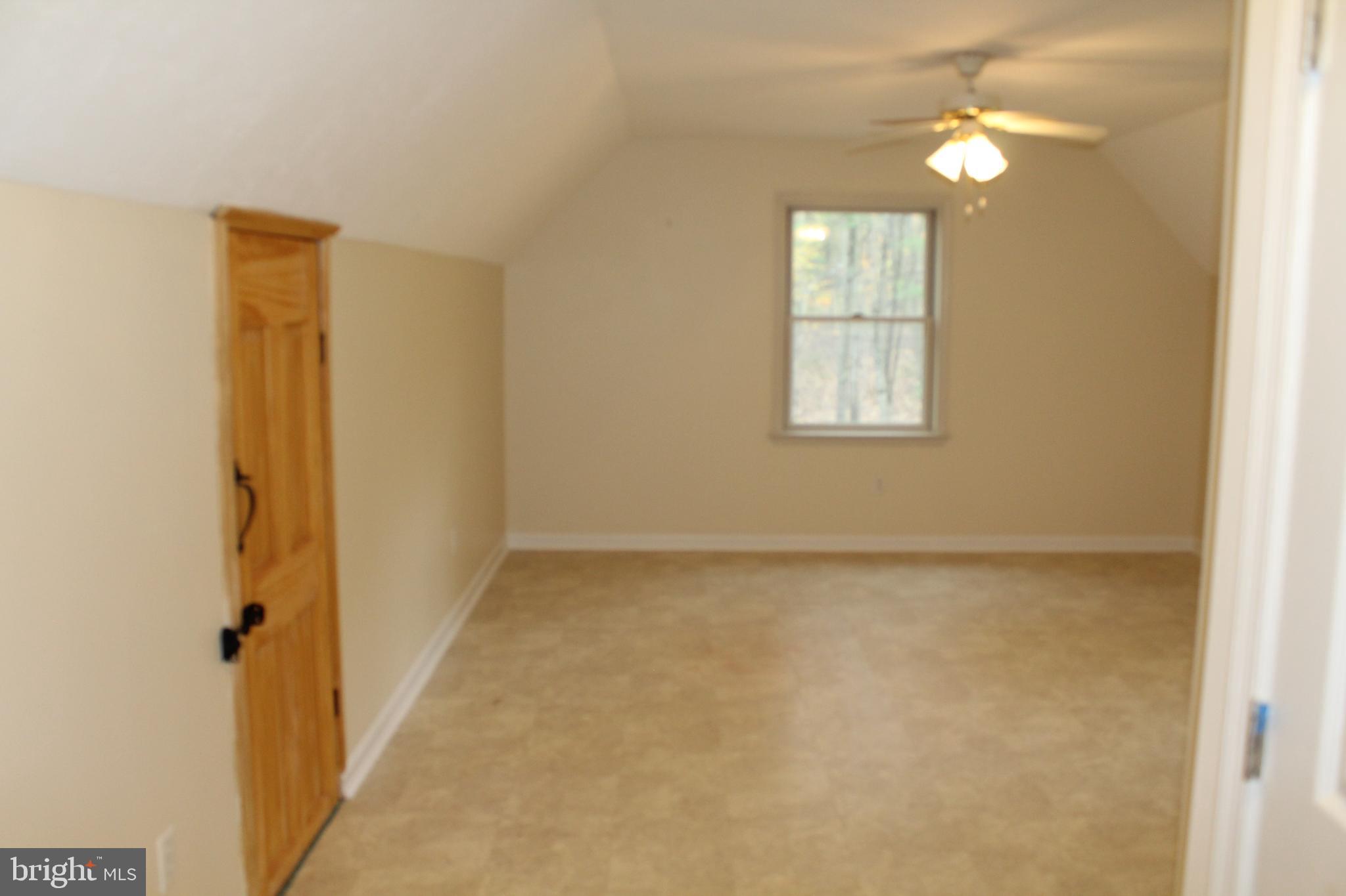 SCARLET OAKS - Residential