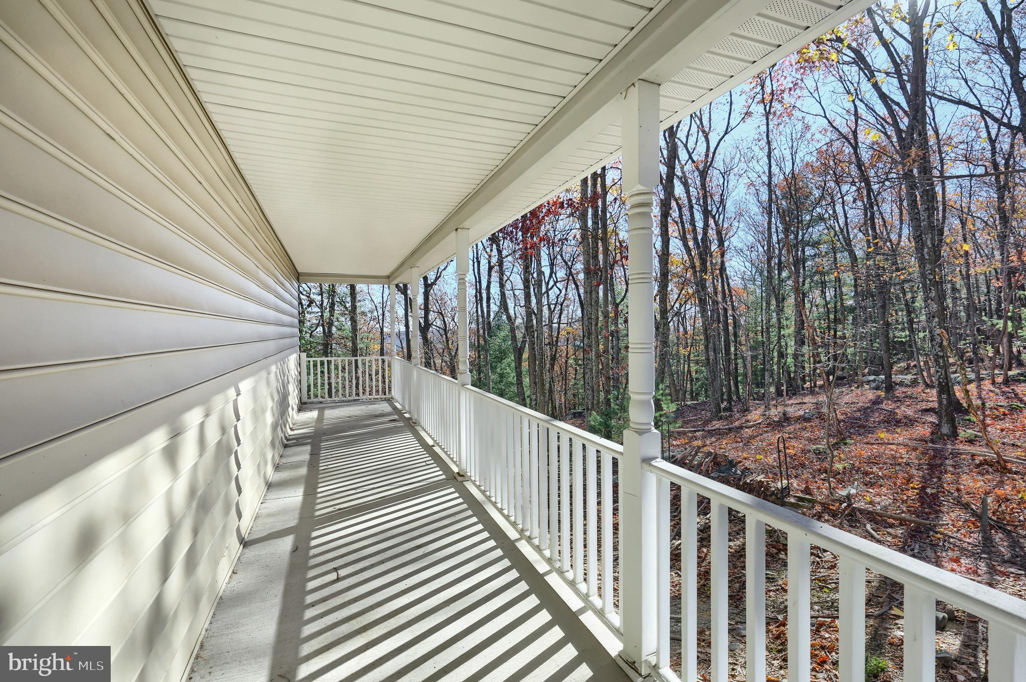 SCARLET OAKS - Residential