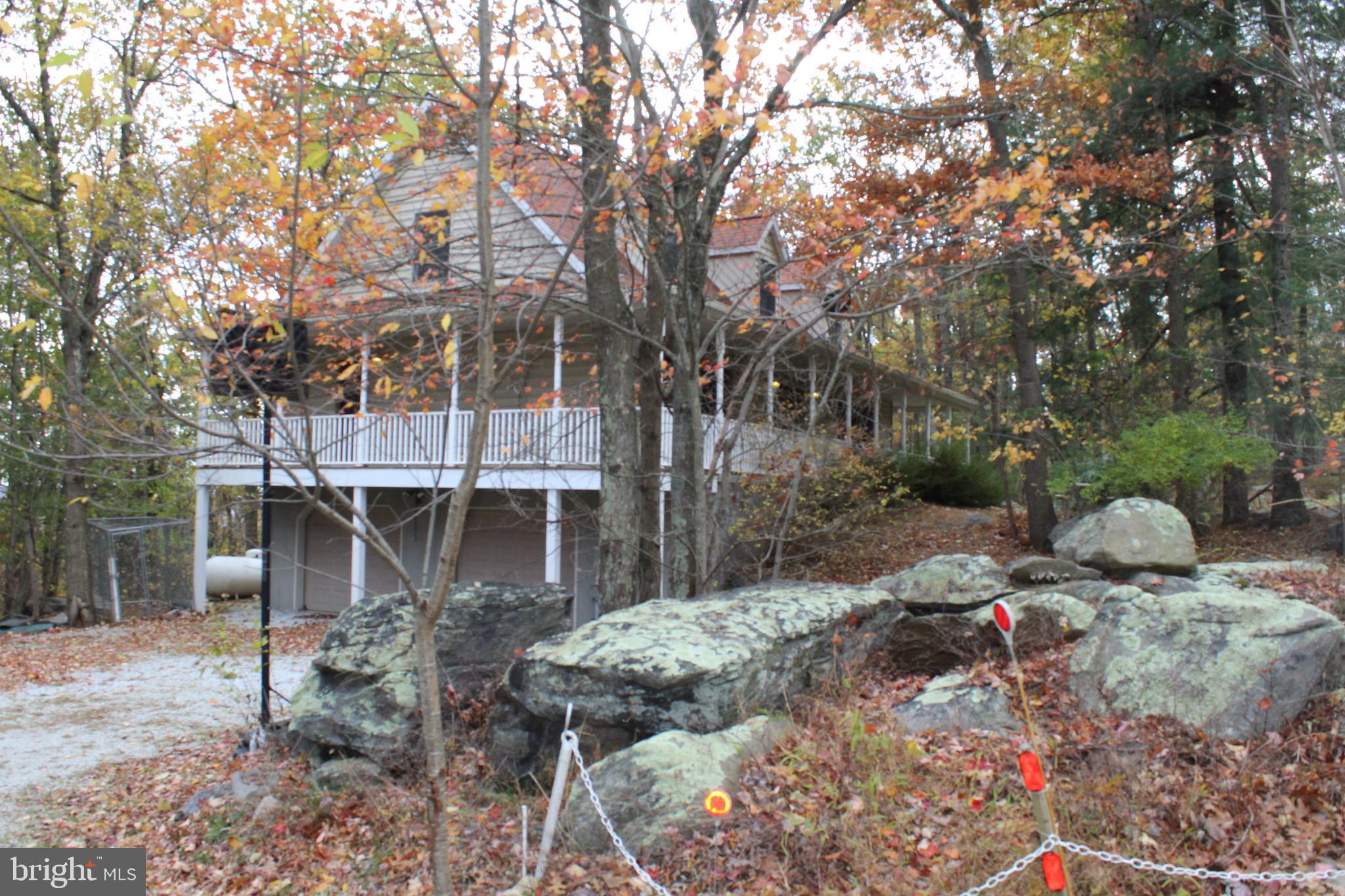 SCARLET OAKS - Residential