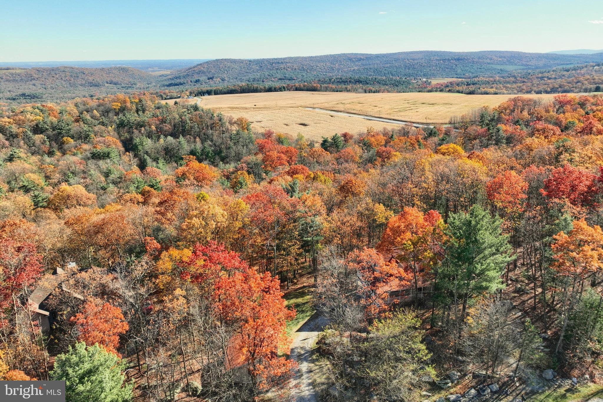 SCARLET OAKS - Residential