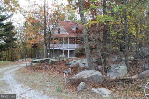 Photo of 65 Scarlet Way, BIGLERVILLE, PA 17307 (MLS # PAAD2020526)