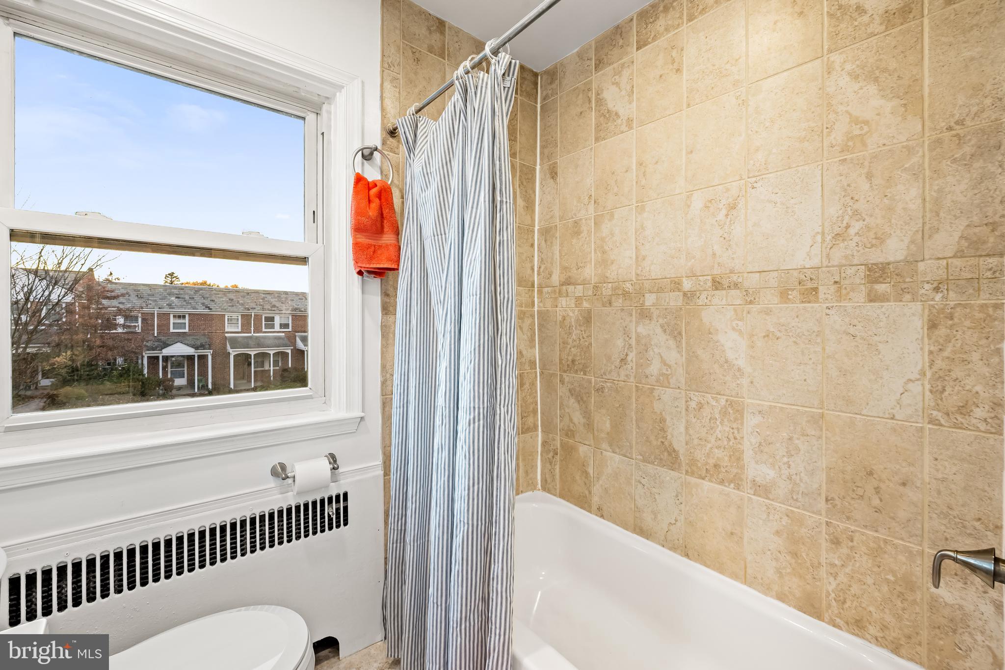 BURKLEIGH SQUARE - Residential