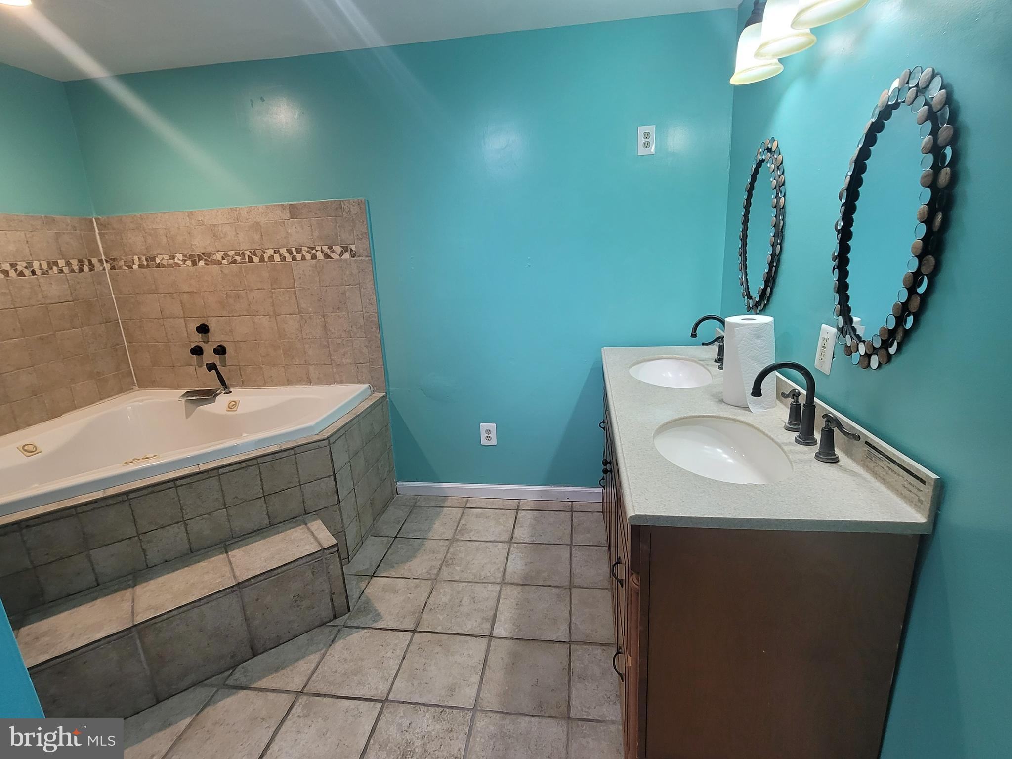 COLLINGDALE - Residential