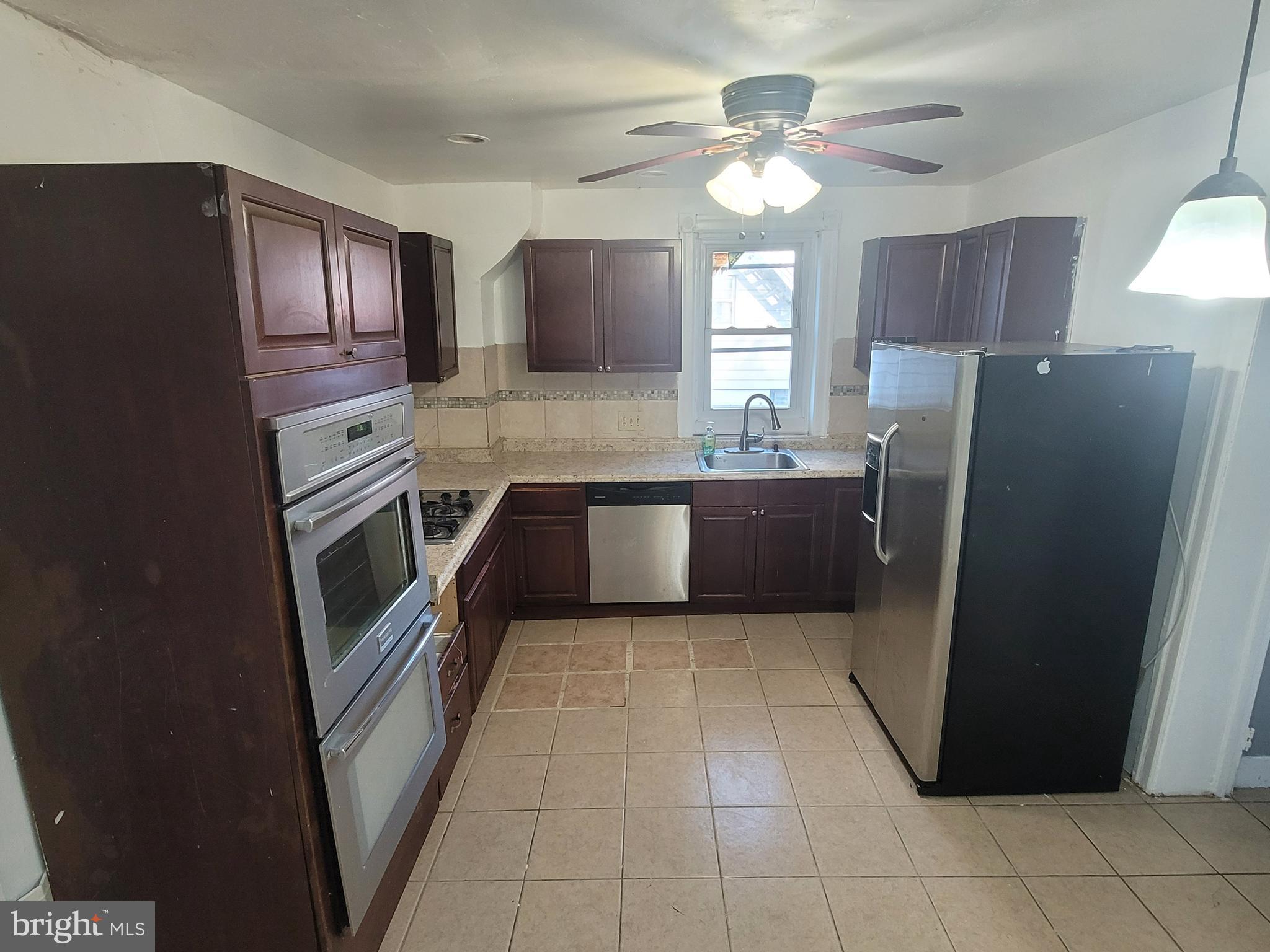 COLLINGDALE - Residential