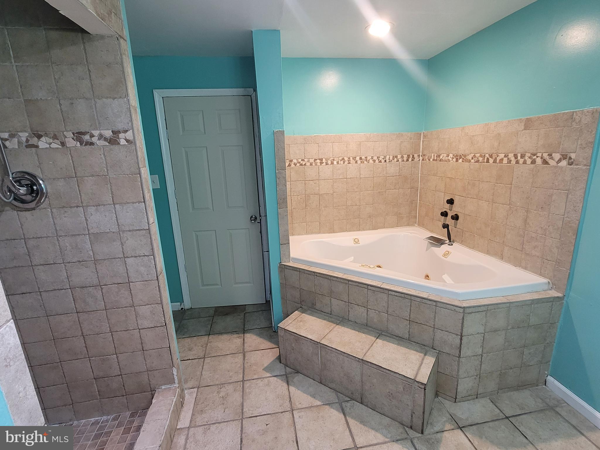 COLLINGDALE - Residential