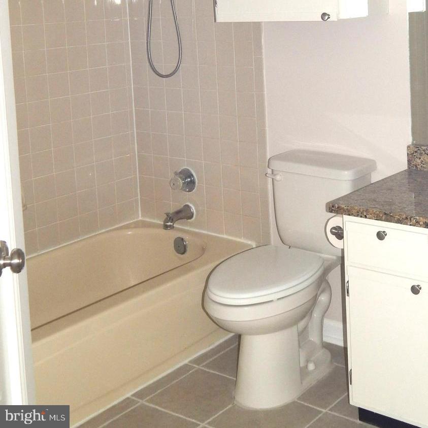 LORDS LANDING - Residential Lease