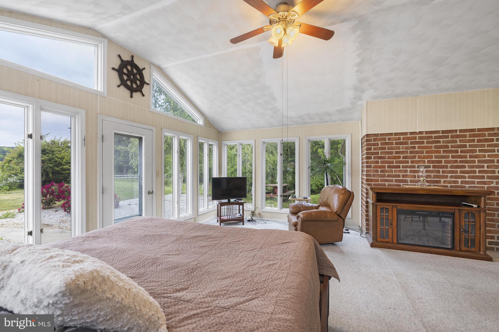 HUNTINGTON TOWNSHIP - Farm