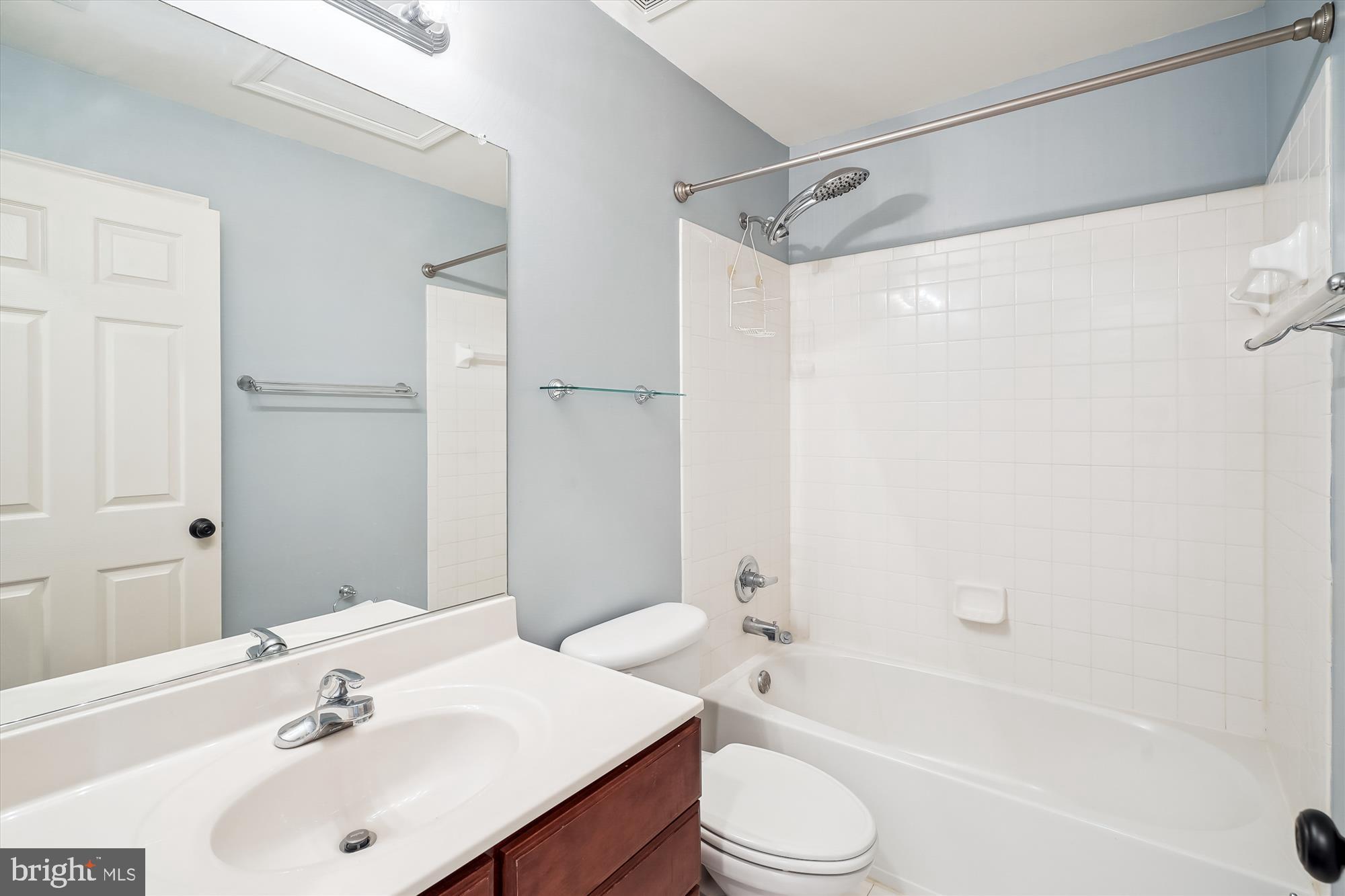 DOGWOODS - Residential Lease