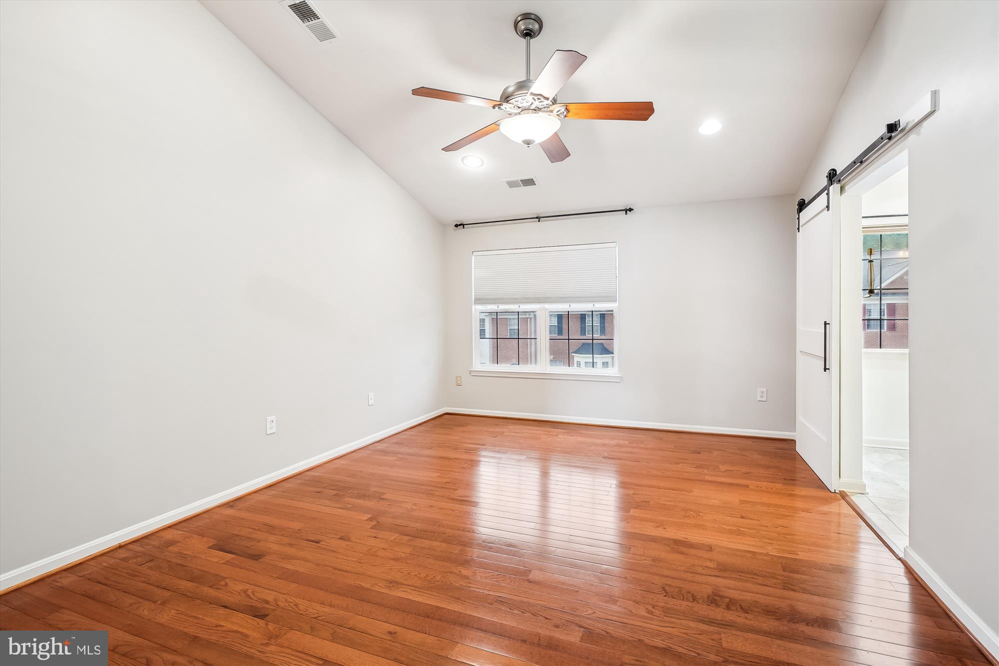 DOGWOODS - Residential Lease