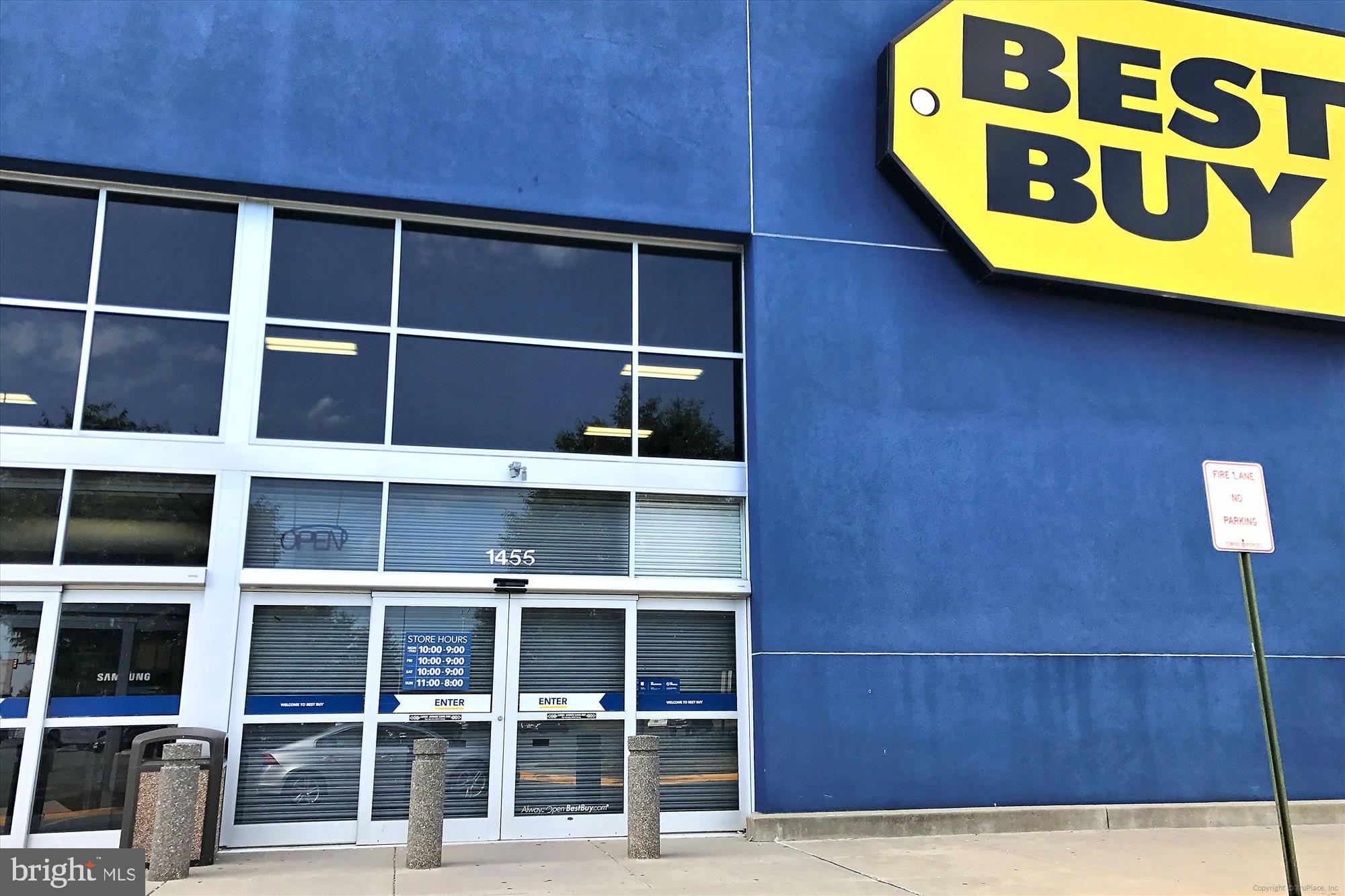 DOGWOODS - Residential Lease