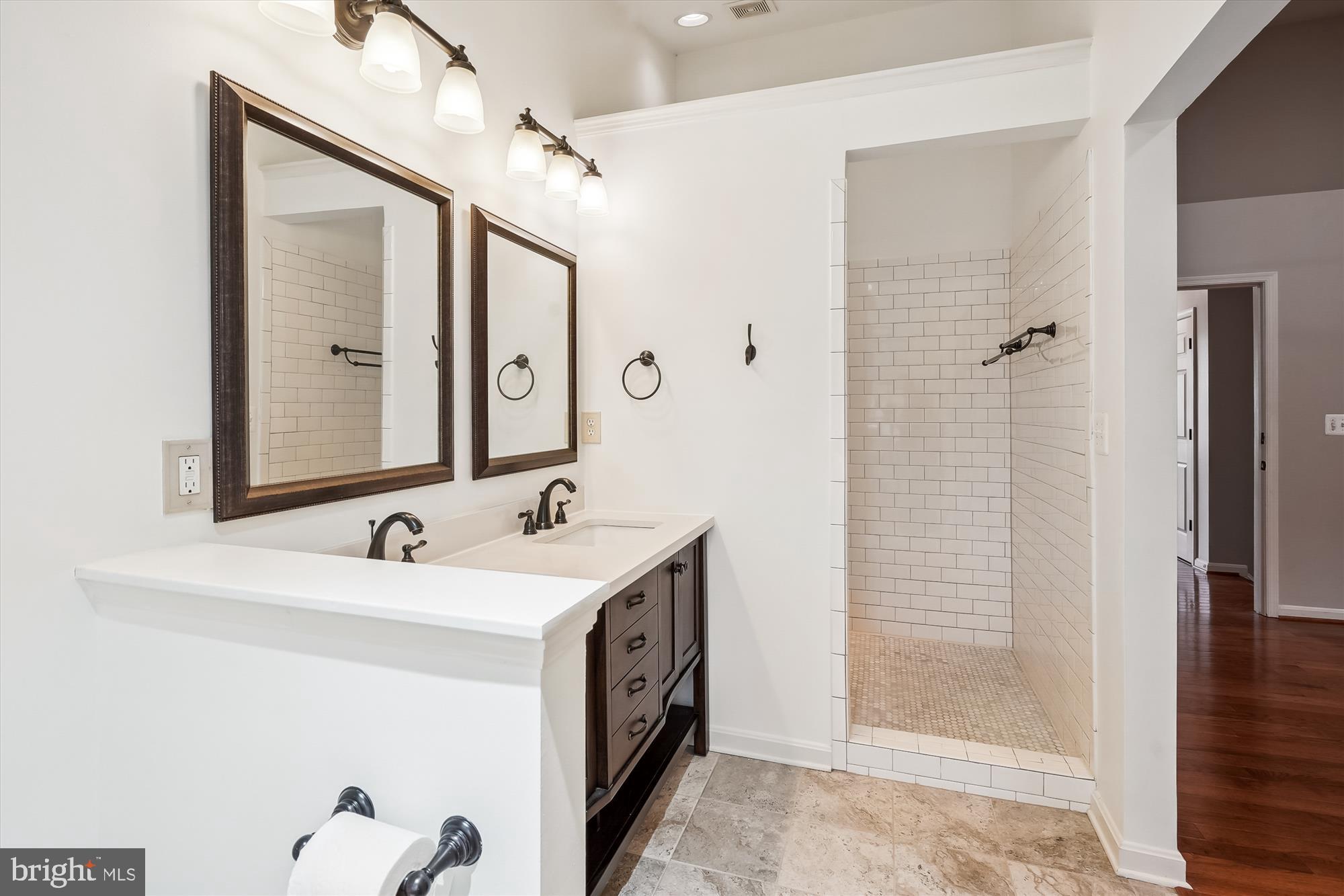 DOGWOODS - Residential Lease