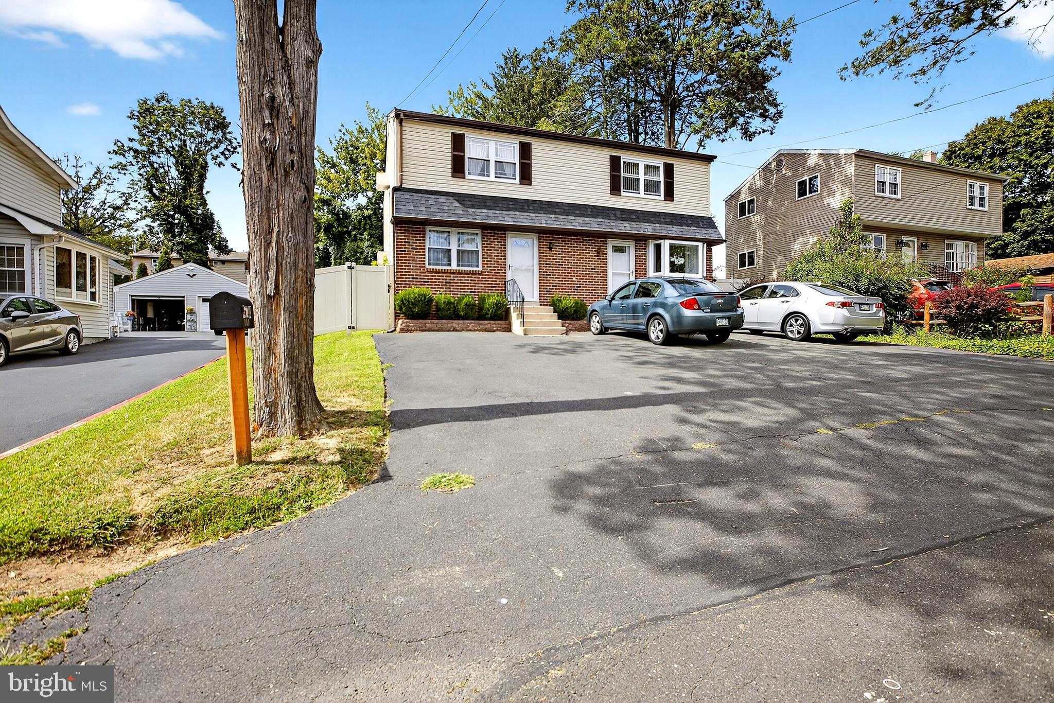 454 AVENUE A 1/2 A