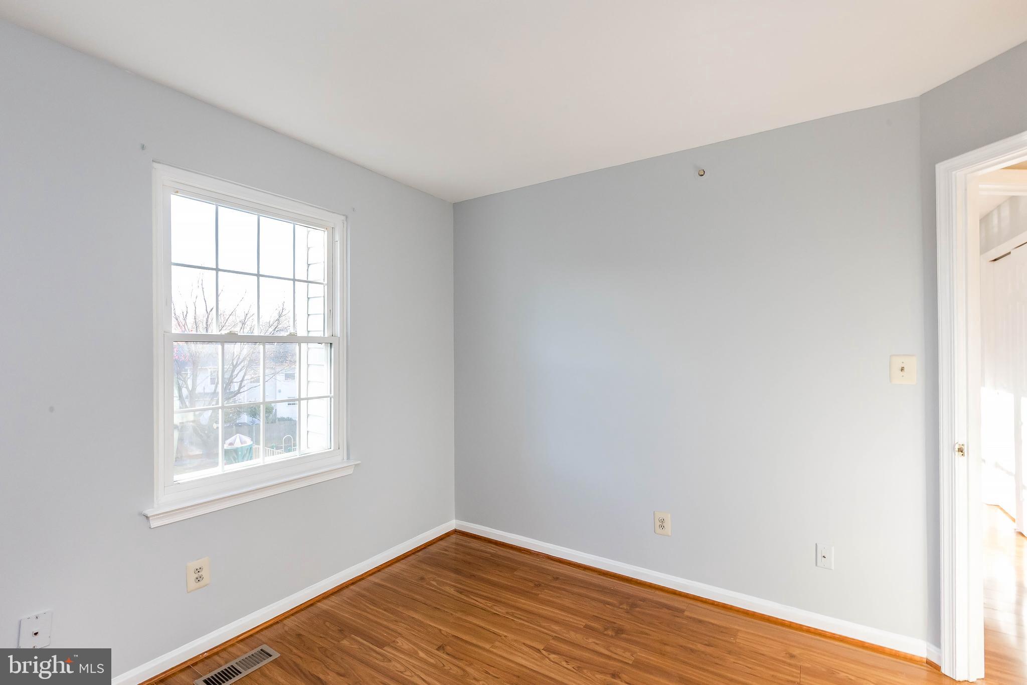 FLOWER HILL - Residential