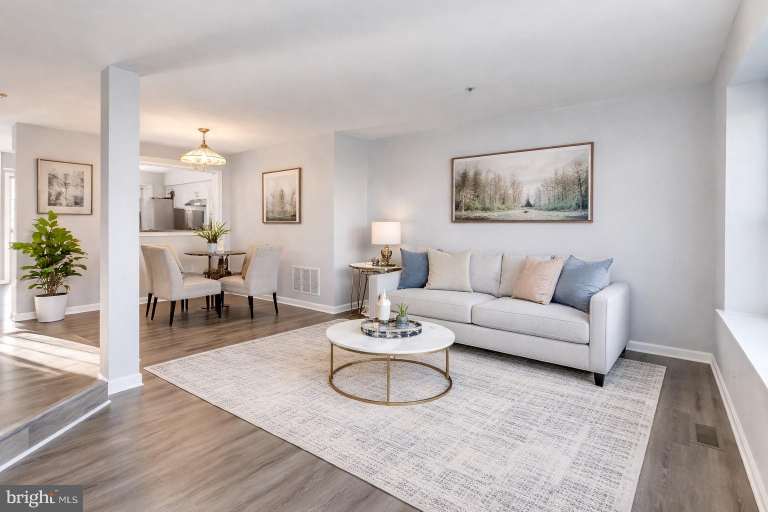 FLOWER HILL - Residential