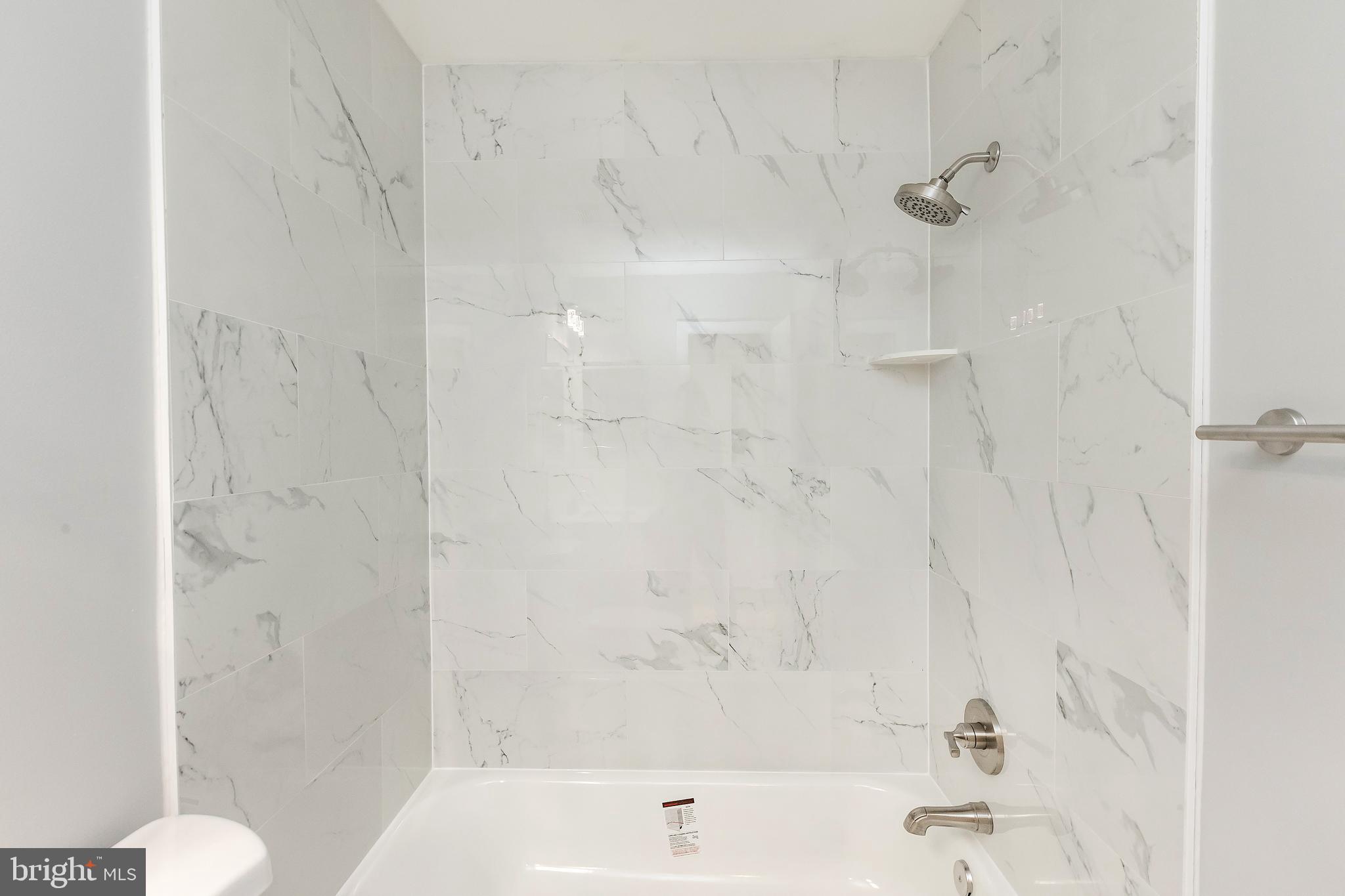 FLOWER HILL - Residential