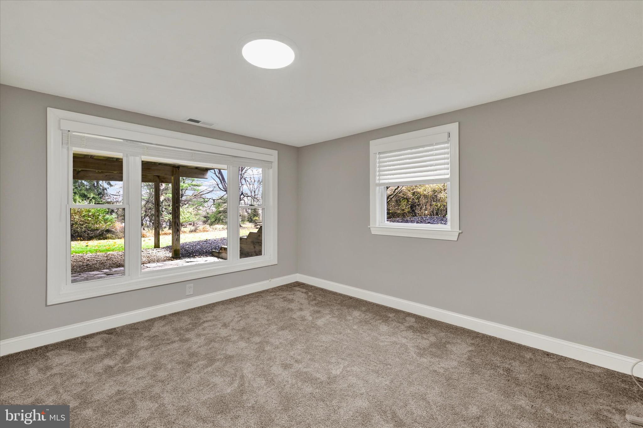 HAMPTON - Residential