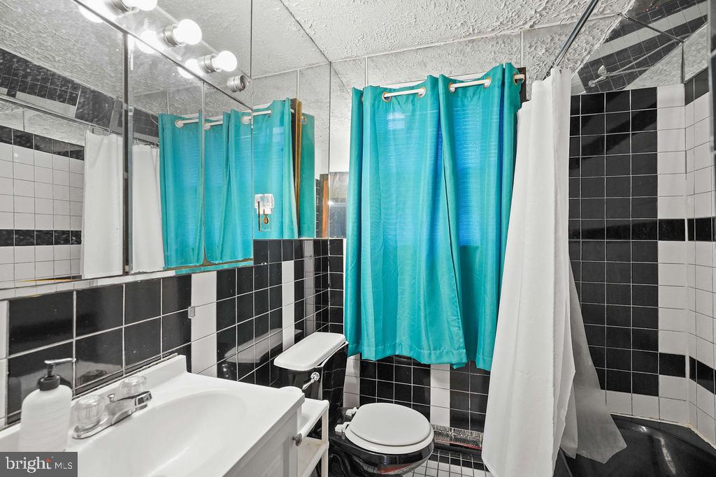 CROSIER GARDENS - Residential