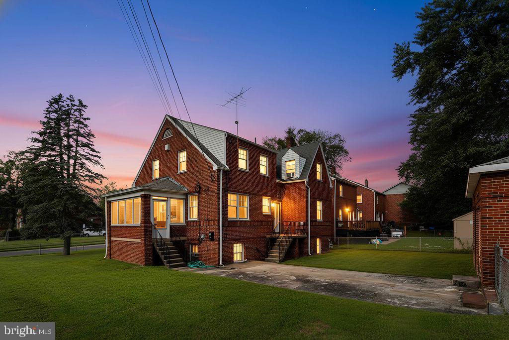 CROSIER GARDENS - Residential