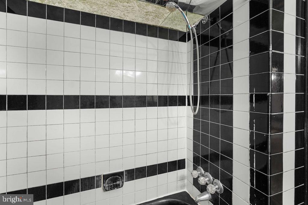 CROSIER GARDENS - Residential