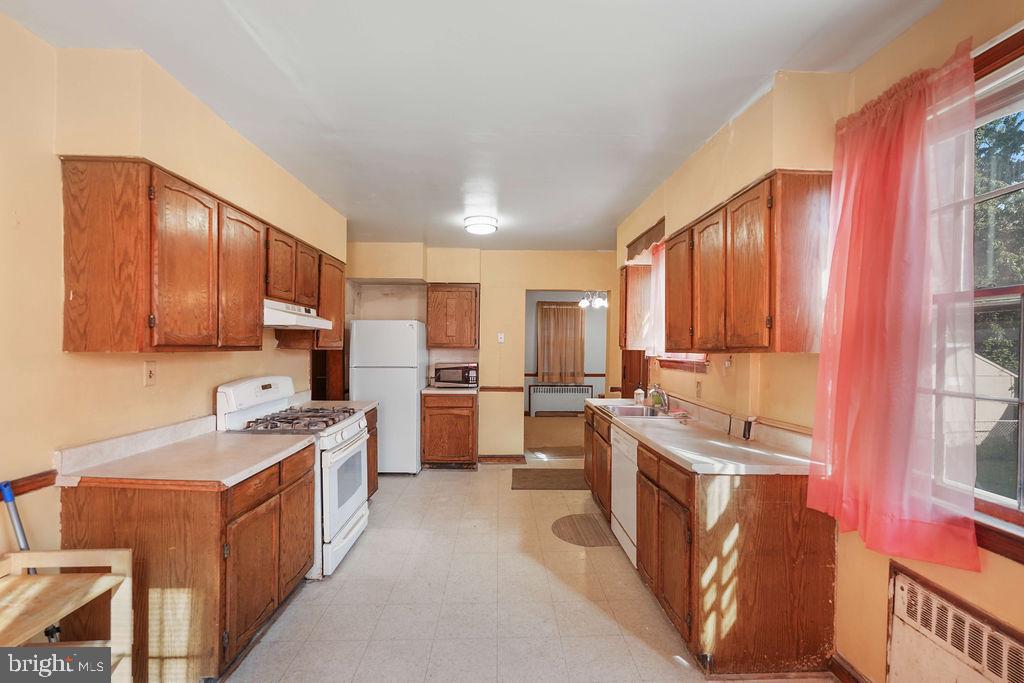 CROSIER GARDENS - Residential